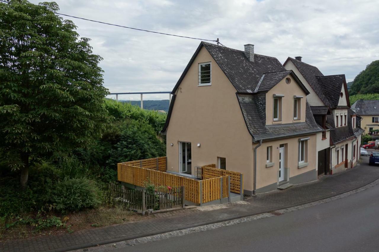 Ferienhaus Am Moselsteig Uerzig Luaran gambar
